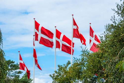 danish-flags-dannebrog-denmark