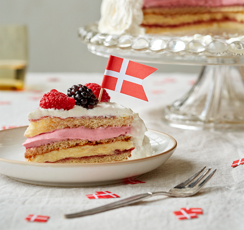 Danish layered cake