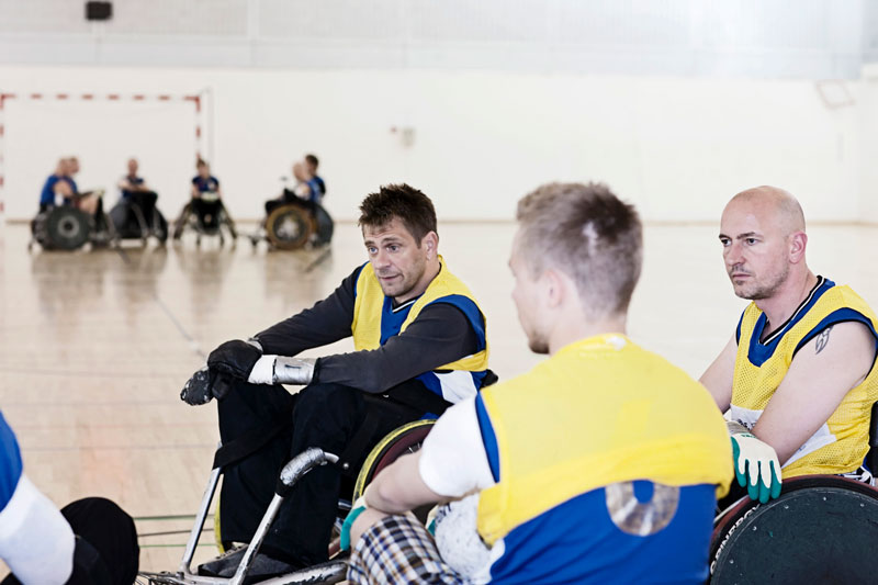 people with disabilities playing sport
